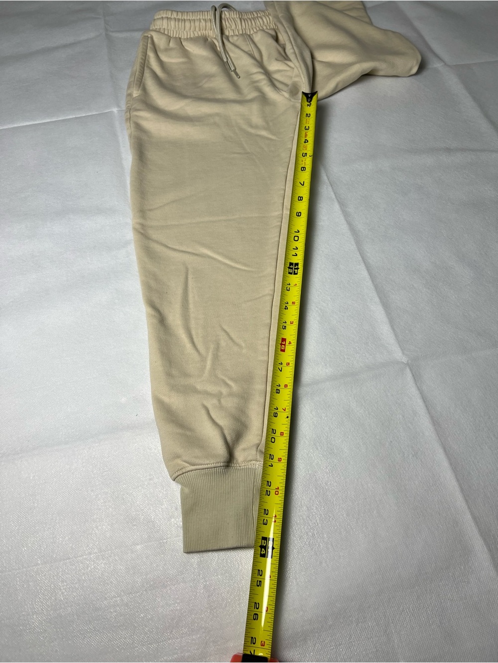 Genuine Merchandise Jogger Sweatpants with Black NY Yankees Logo - Picture 2 of 8